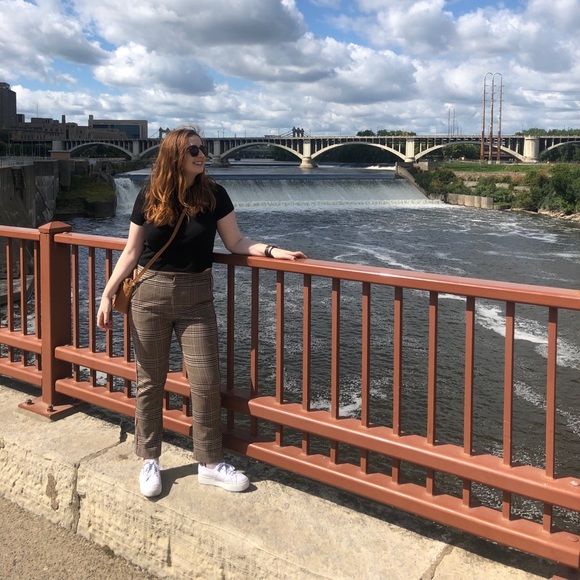 Meet your Posher, Josephine - Picture 4 of 11